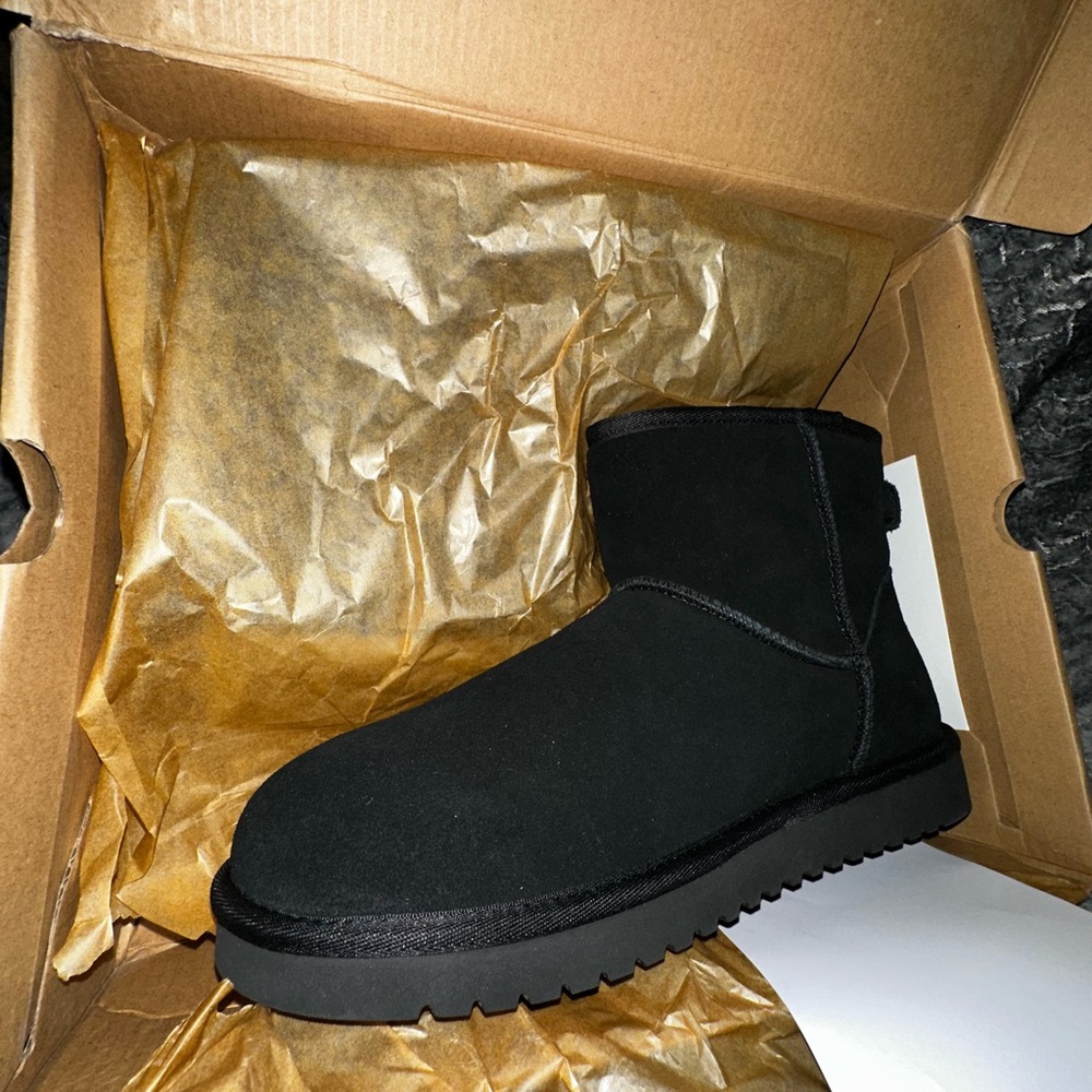 Ugg 10